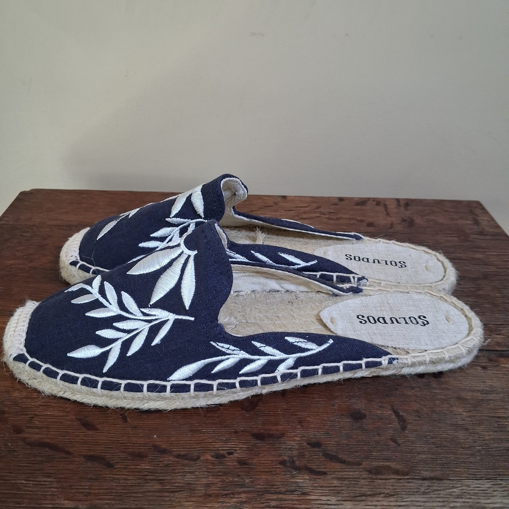 Soludos Ibiza Navy & White Embroidered Mule Espadrilles; Size 7